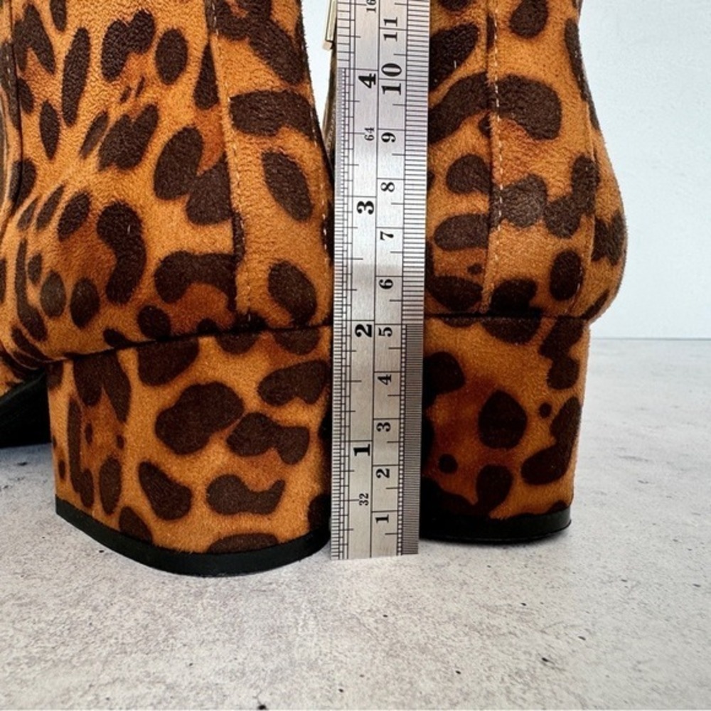 A New Day Leopard Print Ankle Boots 7 Microsuede Block Heel Statement - Picture 13 of 13